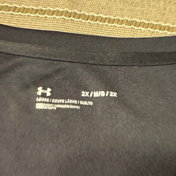 Under Armour Black V-Neck Performance Tee with Vertical Gray Logo - Picture 2 of 3